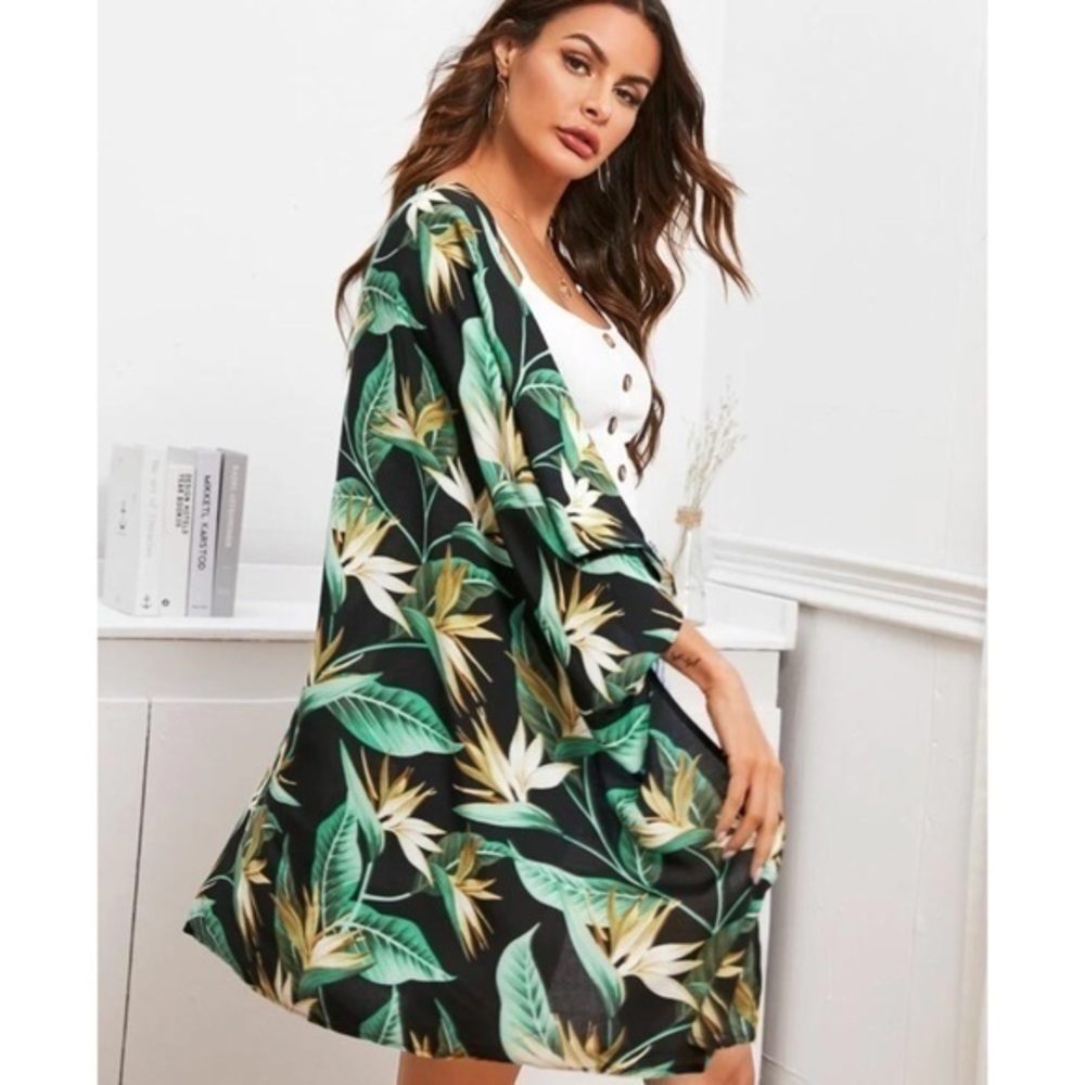 Tropical Coast Palm Leaf Open Front Wide Sleeve Kimono